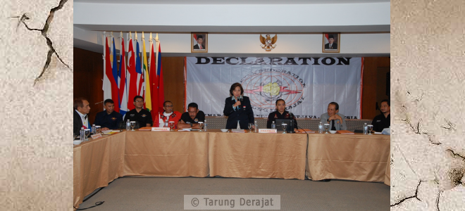 Kata sambutan Ibu Rita Subowo selaku Ketua KOI, berjanji akan membantu sekuat tenaga perkembangan Tarung Derajat khususnya di asia tenggara, dan berharap olahraga ini dapat berkembang bukan hanya di kawasan Asia Tenggara namun juga di benua asia