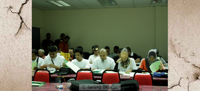 Penjelasan tentang peraturan dan filosofi Tarung Derajat