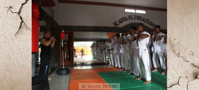Participants received training directly from Sang Guru Tarung Derajat